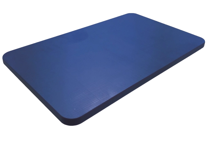 Planche à découper gn 1/1 53x32.5 cm h2cm bleu sans rainure