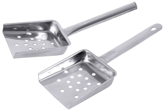 Pelle à frites perforée 10x8cm L : 25.5cm, manche plat