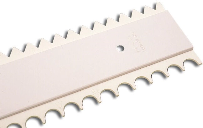 Peigne a charlotte pp l690