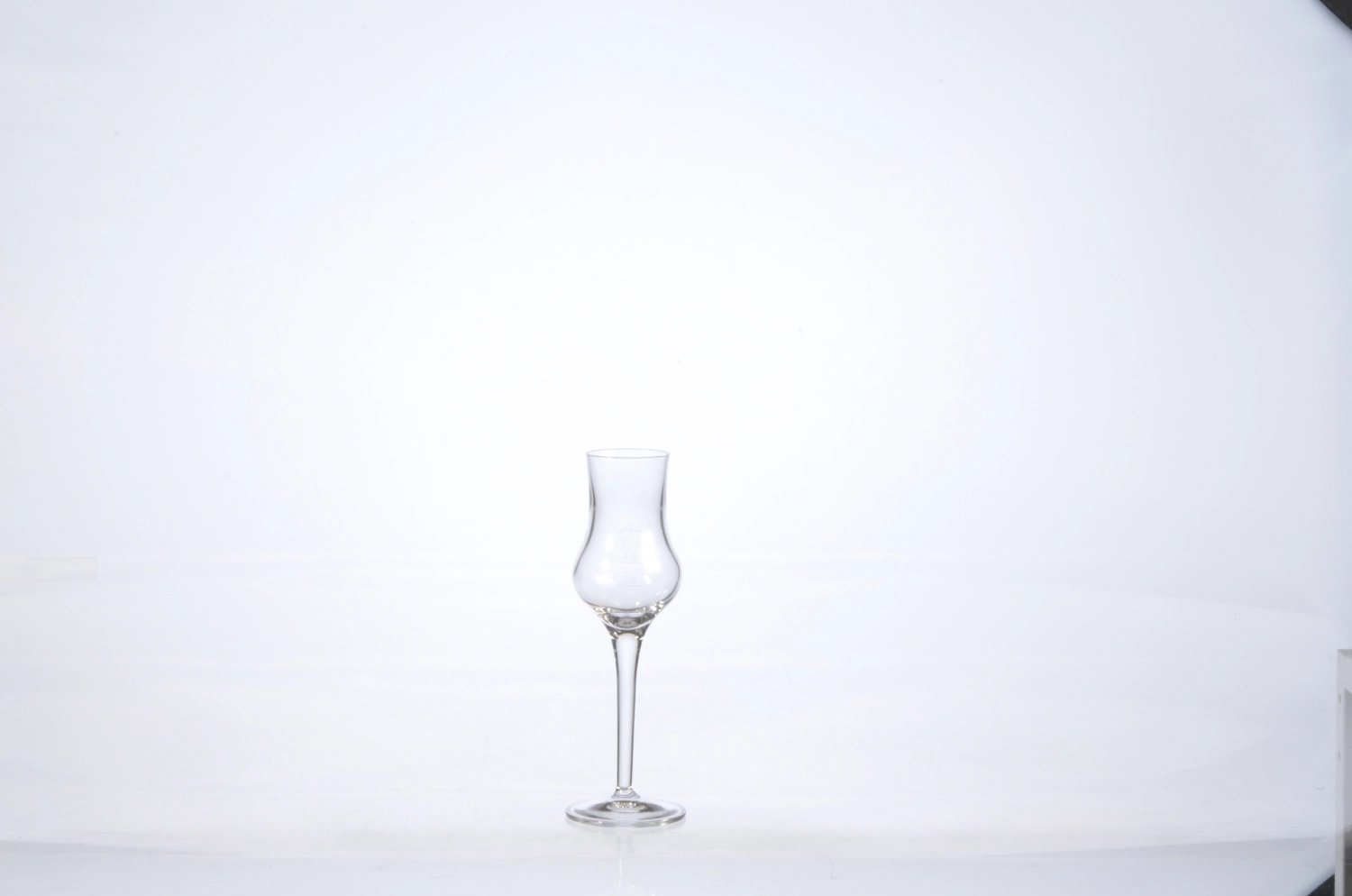 Accademia d.Vino Coupe à grappa 9.5cl 2cl et 4cl calibrée