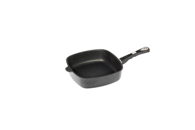 Poêle d'angle 26x26cm, H7cm
