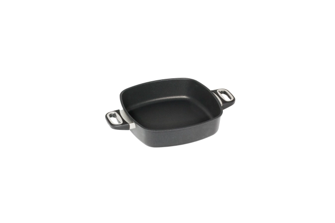 Poêle d'angle 28x28cm, H7cm a. poignées