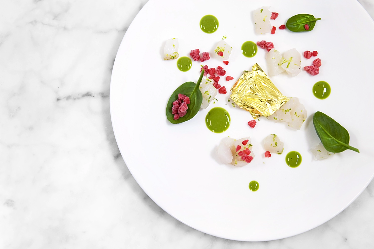 Moma Bone China Teller flach coupe 27cm