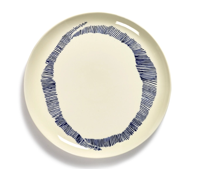Otto. Feast Assiette 26.5x26.5x2cm White Swirl-Stripes Blue