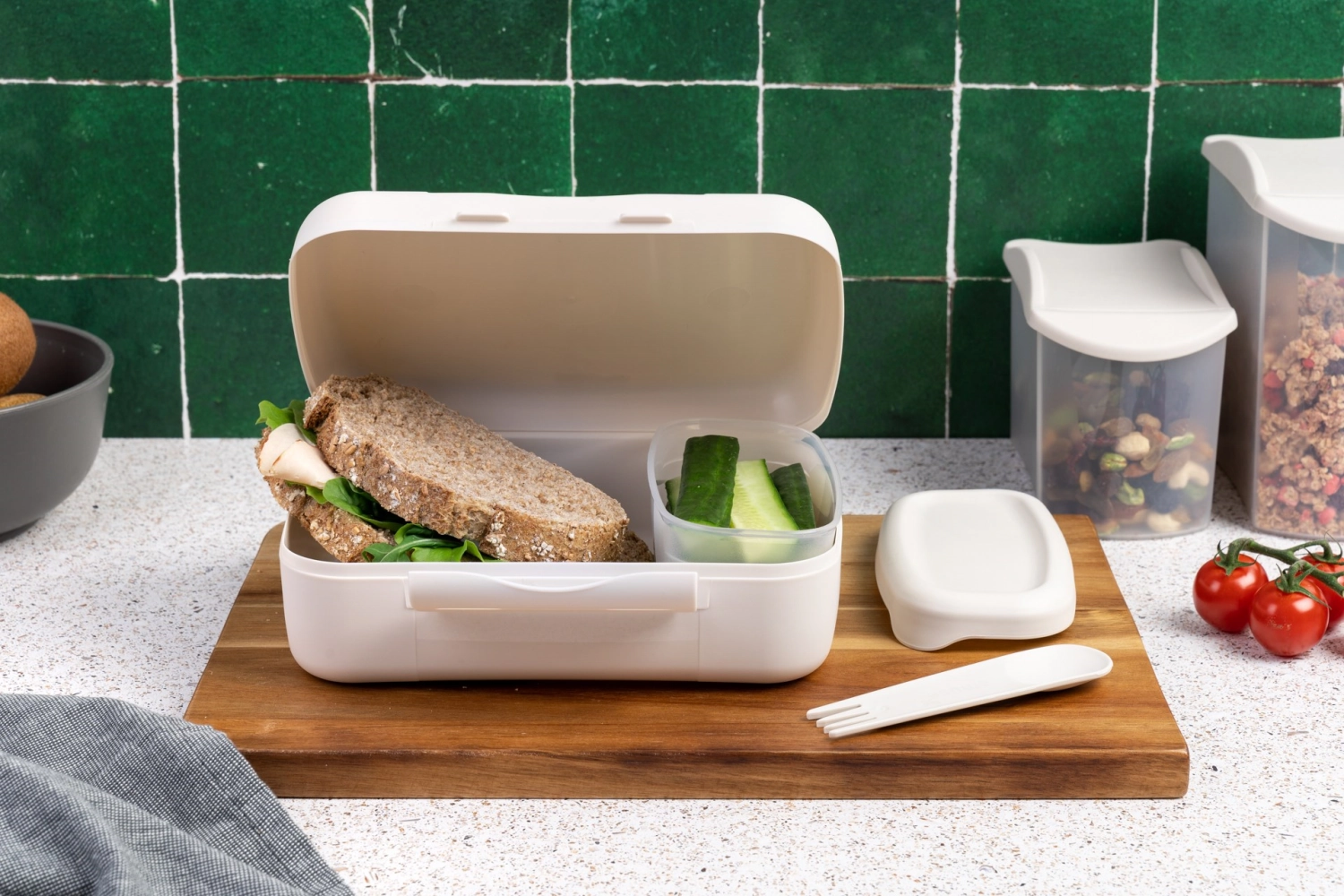 Amuse basic brunch salad box & cuillère 210x156x71mm beige