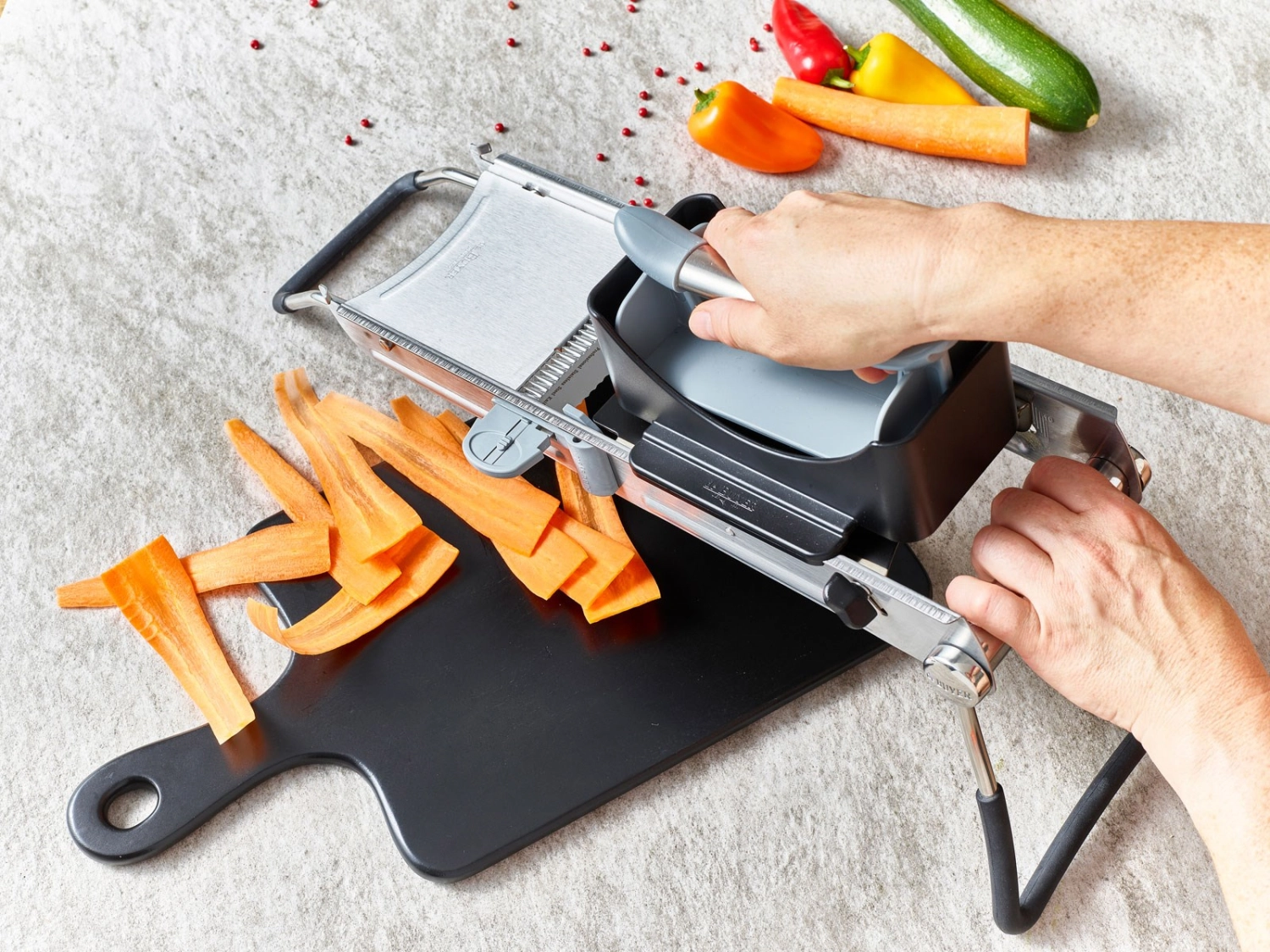 Ultra REVOLUTION Schutzschieber lang zu Mandoline