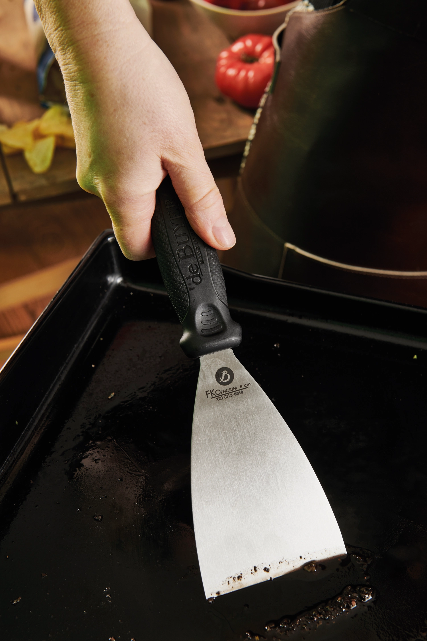 Spatule triangulaire, lame l : 8cm, l : 26.5cm