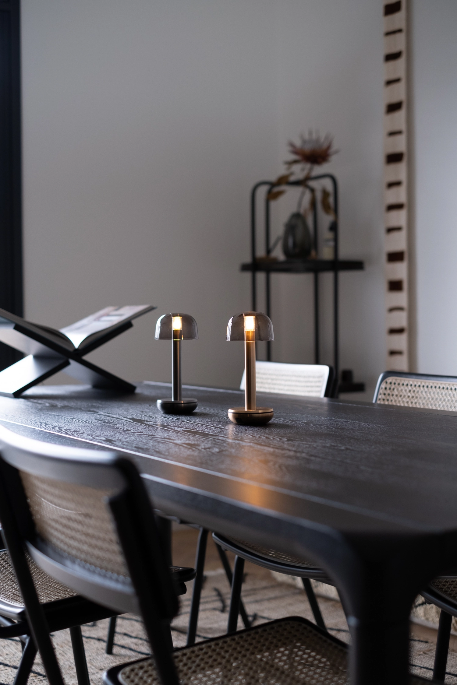 Two Tischlampe smoked