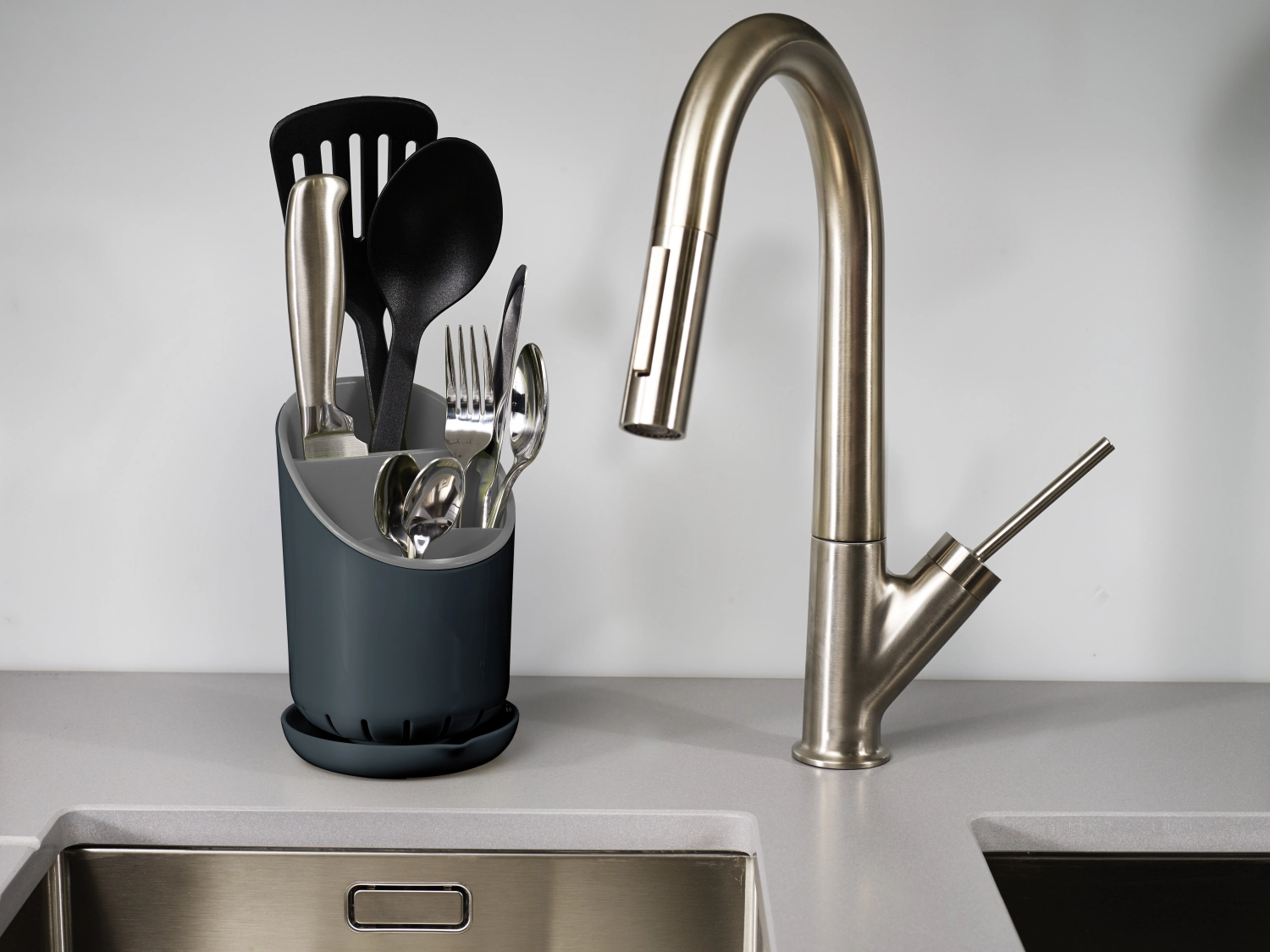 Dock Abtropfbehälter für Küchenhelfer