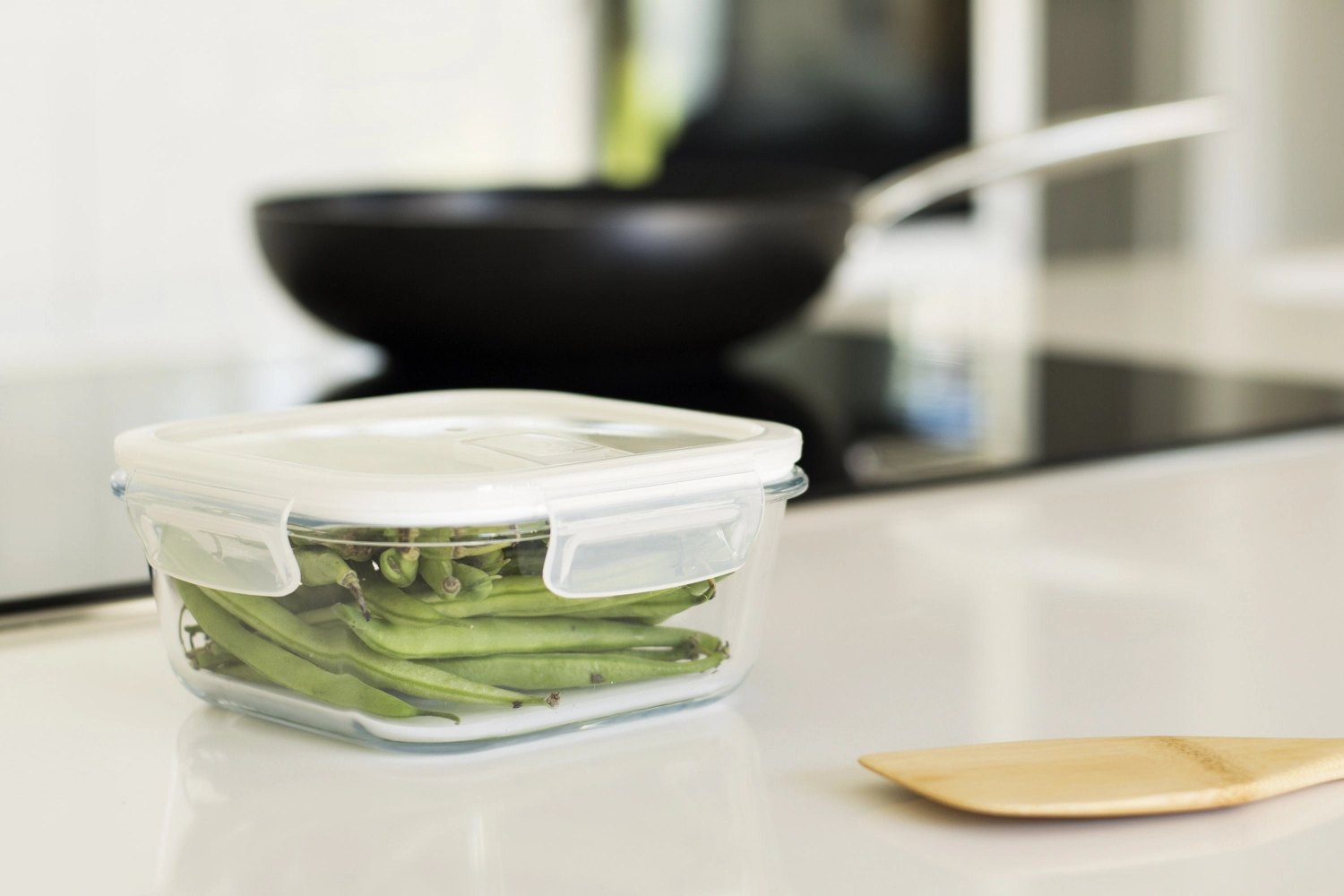 Pebbly boîte à provisions en verre avec valve, carrée 80cl