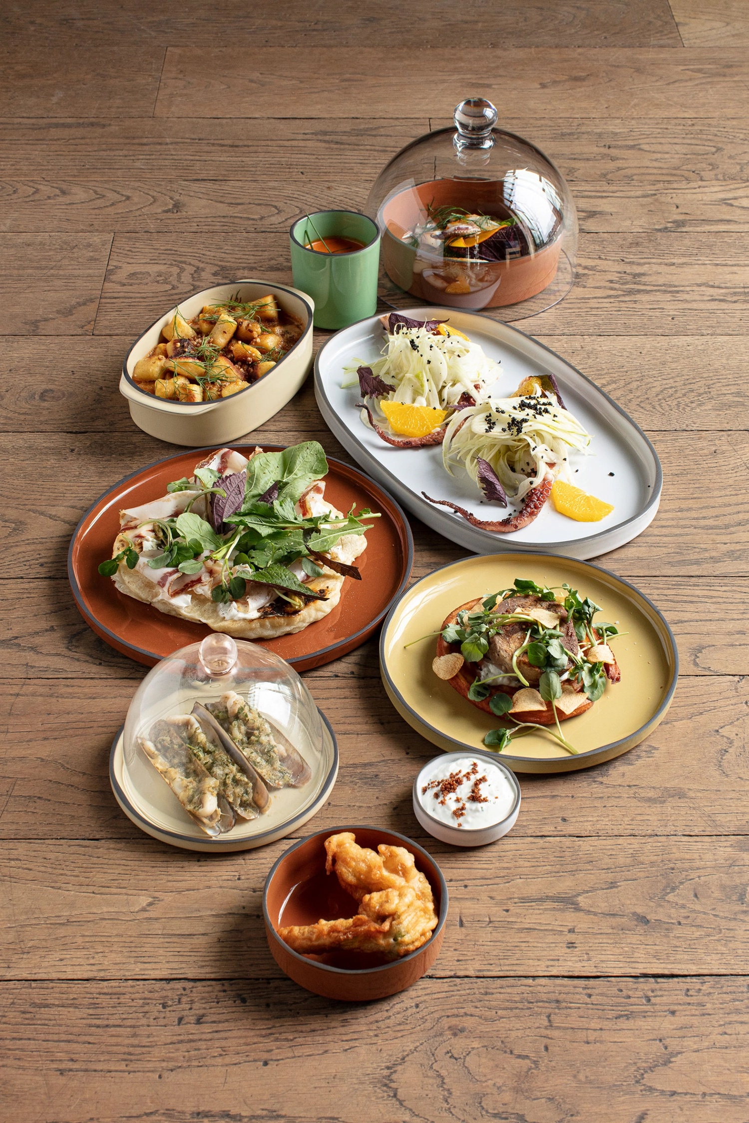 Caractère Salatschuessel