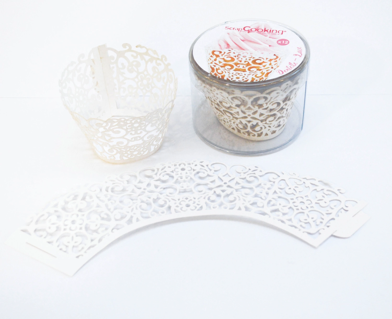 12 contours pour cupcakes dentelle