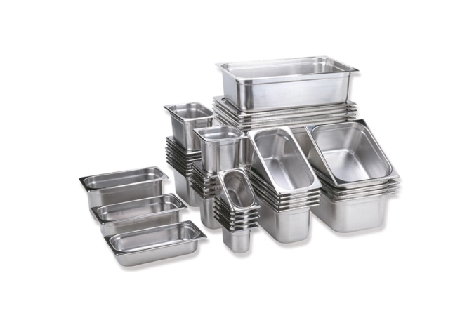 GN Behälter 2/4, 40mm tief.2.4ltr. 530x162mm