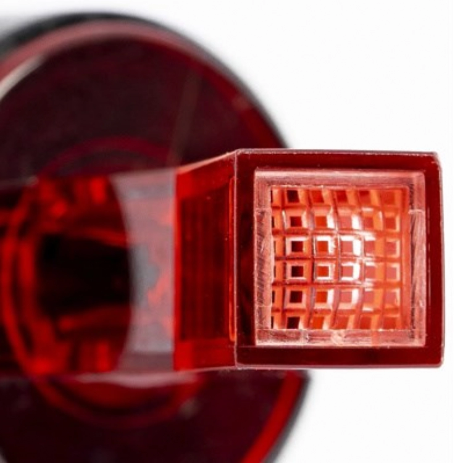 2 verseurs avec fonction tamis, 8cm