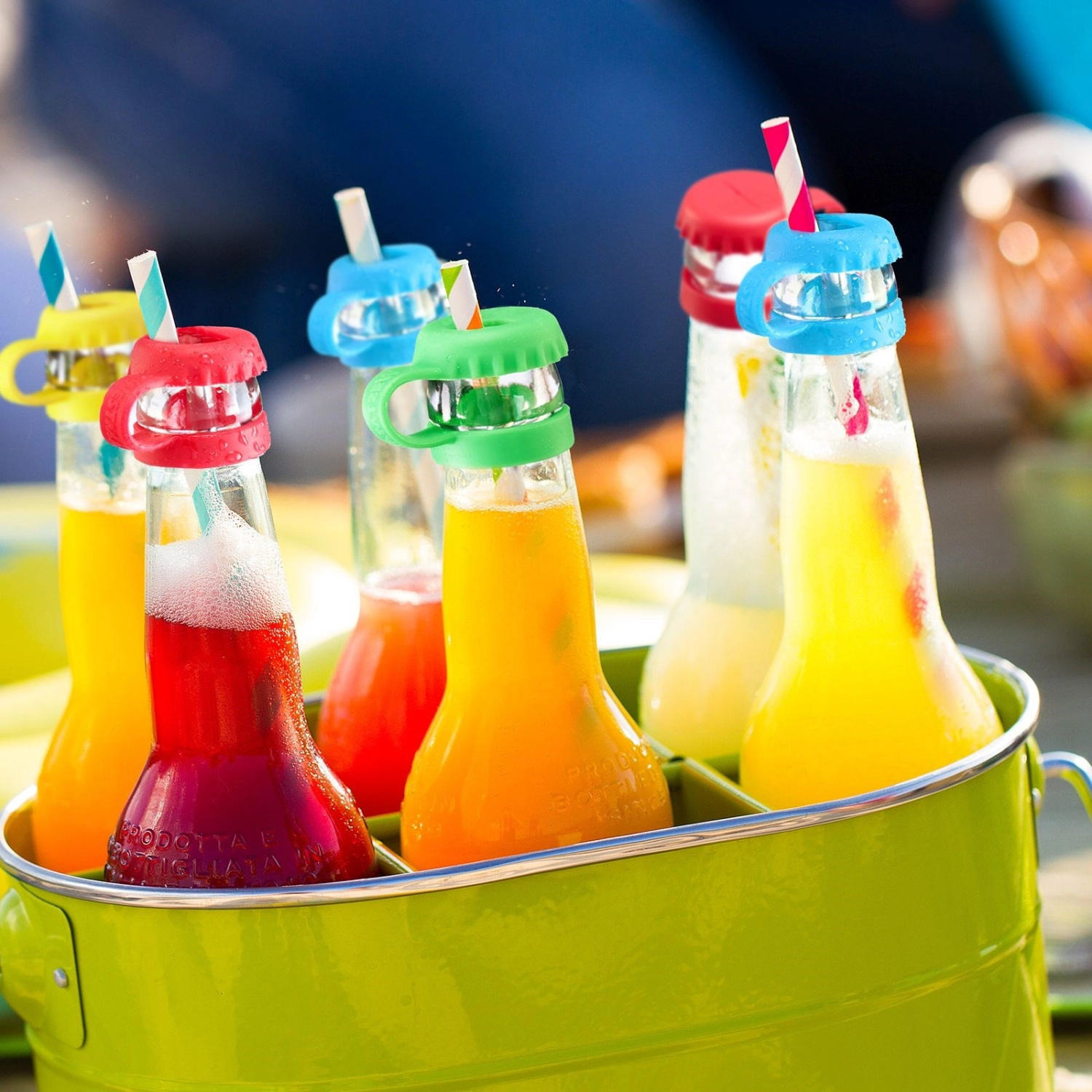 Set de 4 bouchons en silicone avec fente pour pailles