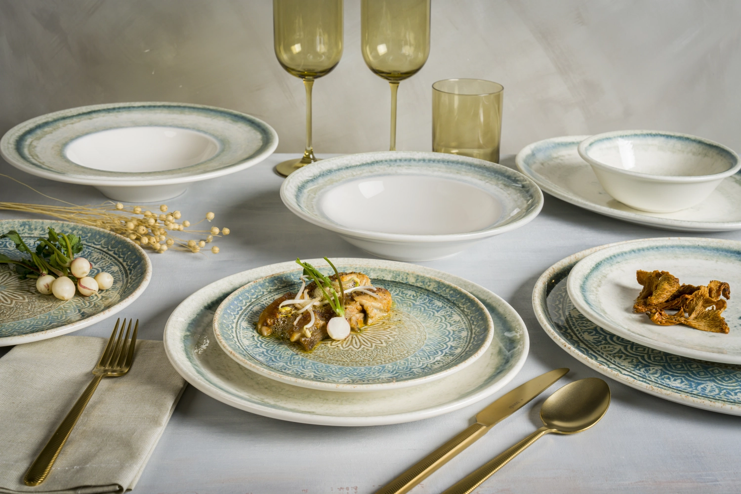 Rivus Ethnic Gourmet Teller