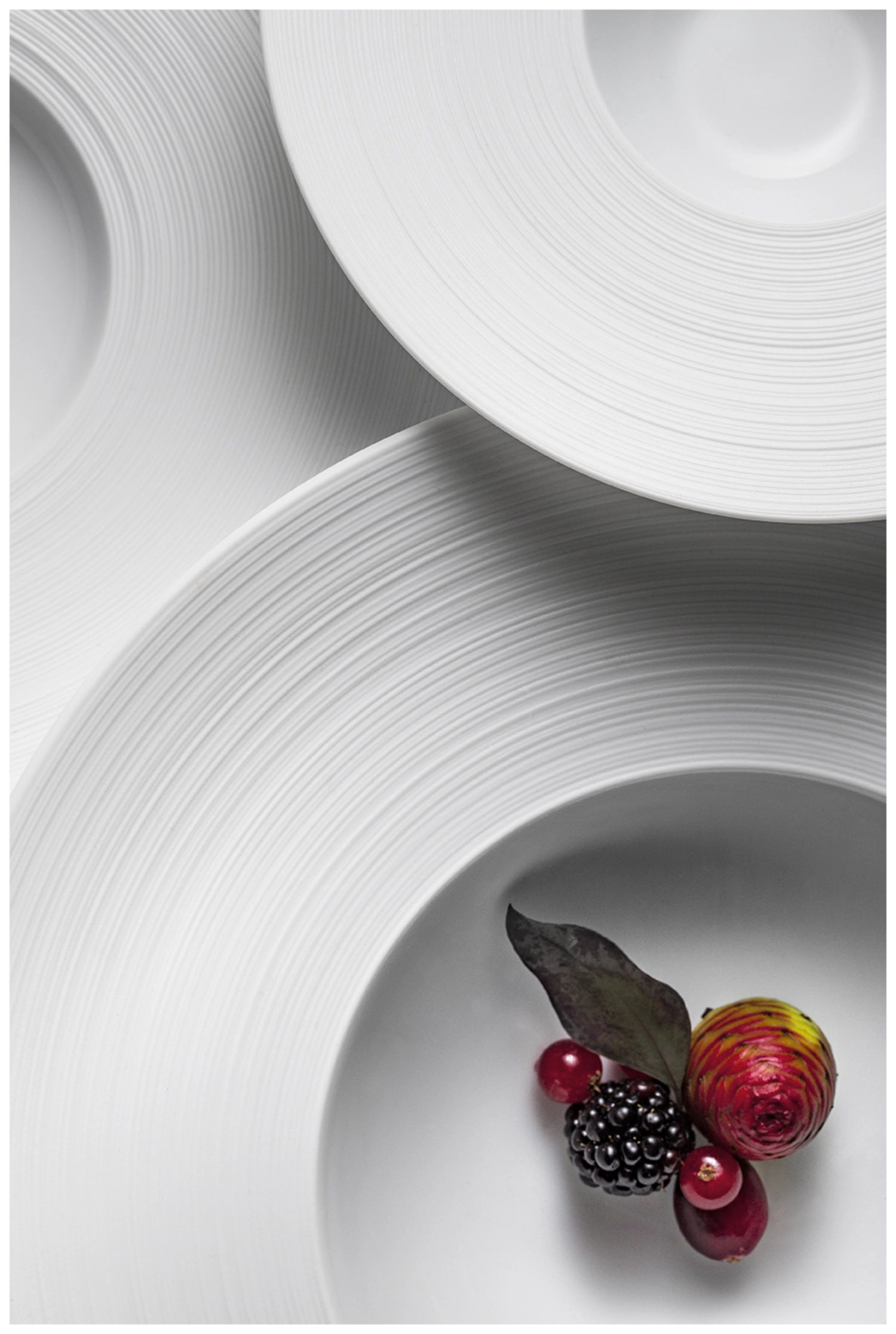 Hemisphere Teller tief