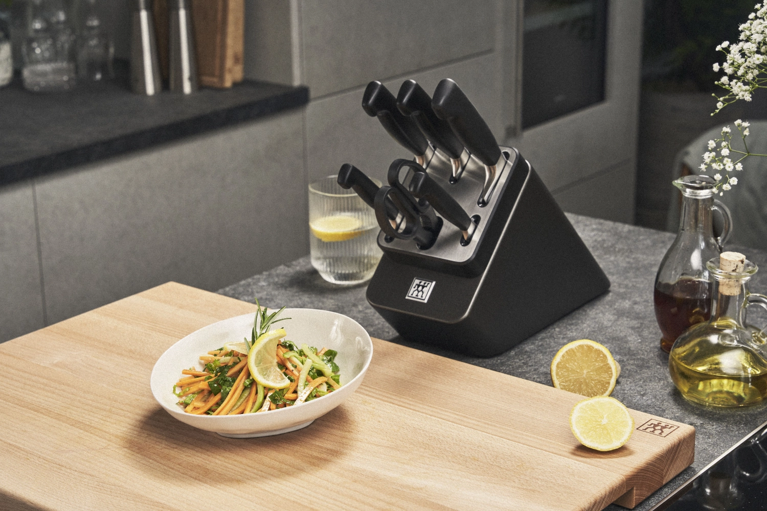 7tlg. Four Star Selbstschärfender Messerblock