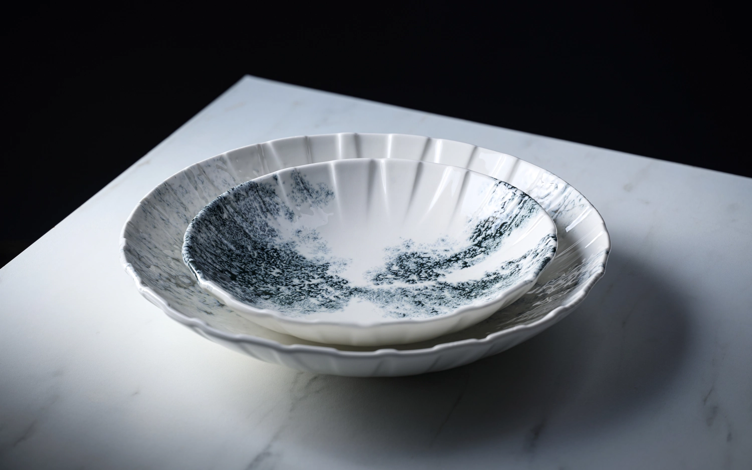 Alchemy Abstract Smoke Black Coupe assiette creuse