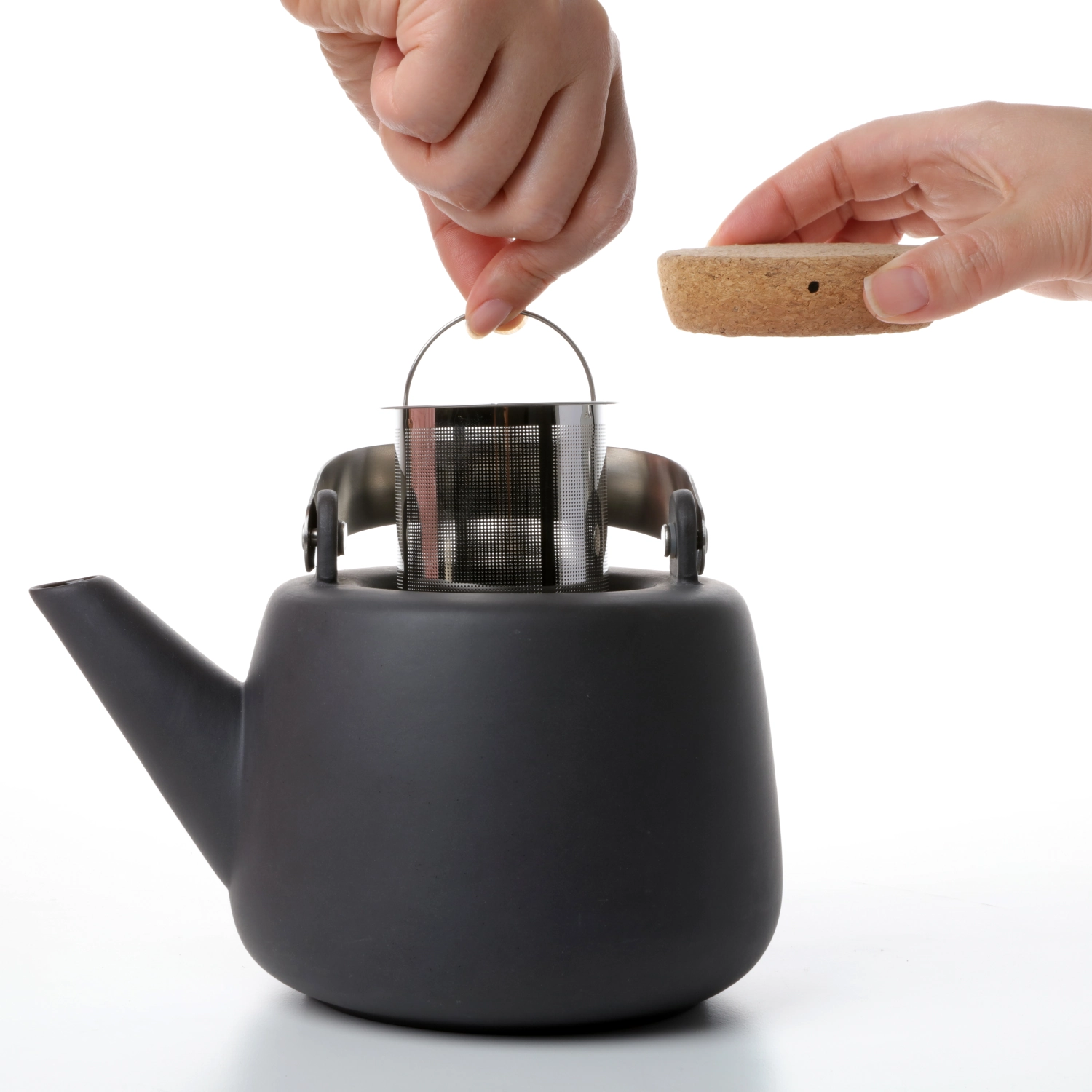 Nicola Pichet de thé