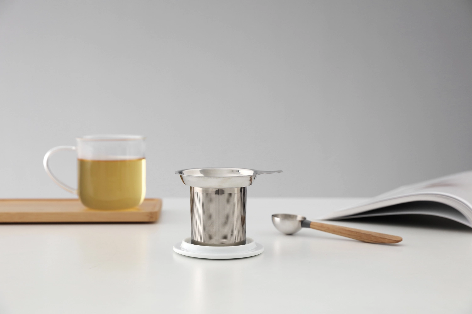 Minima Teesib mit Keramikdeckel weiss