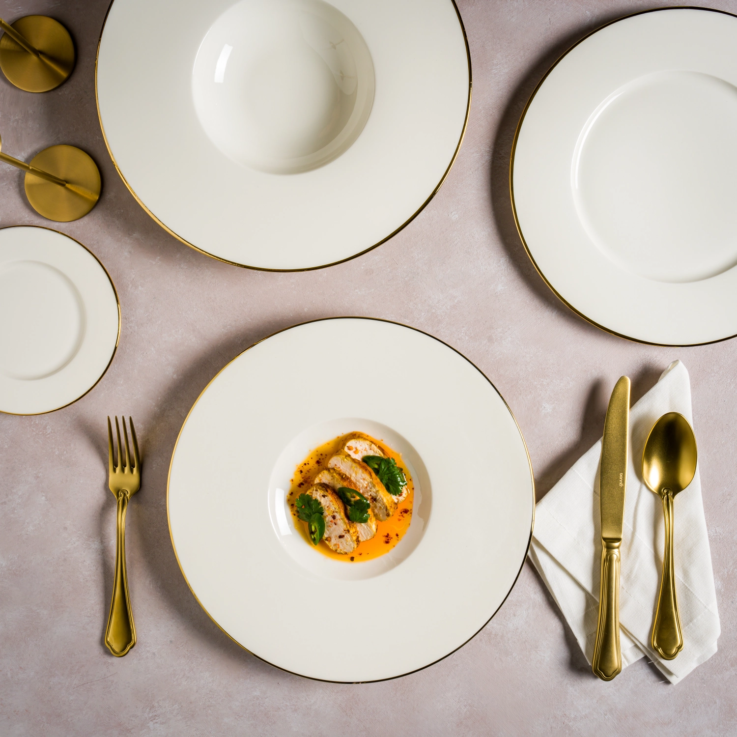 Gold Line Neat Teller