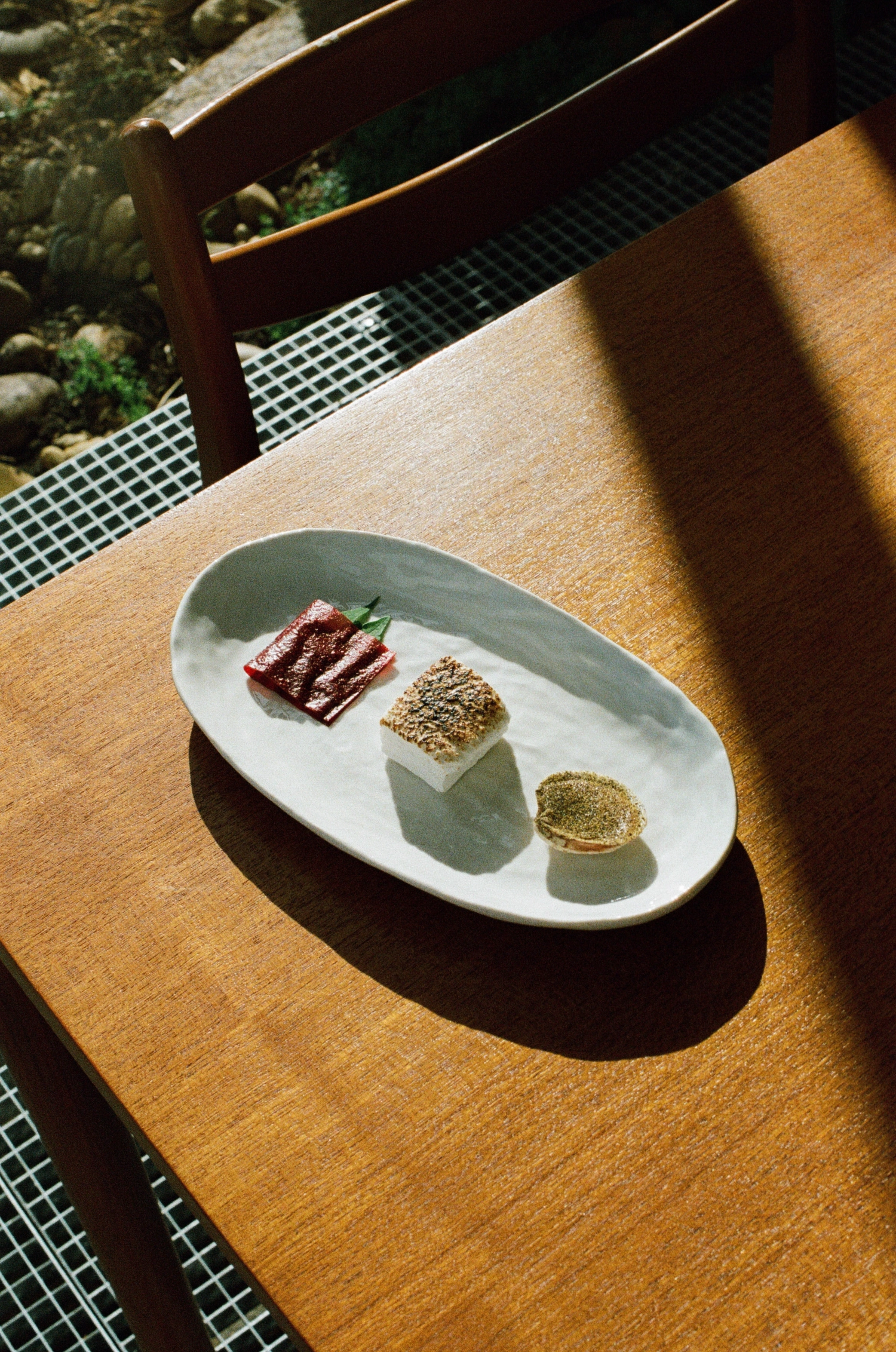 YLI ASSIETTE OBLONG 24.5CM