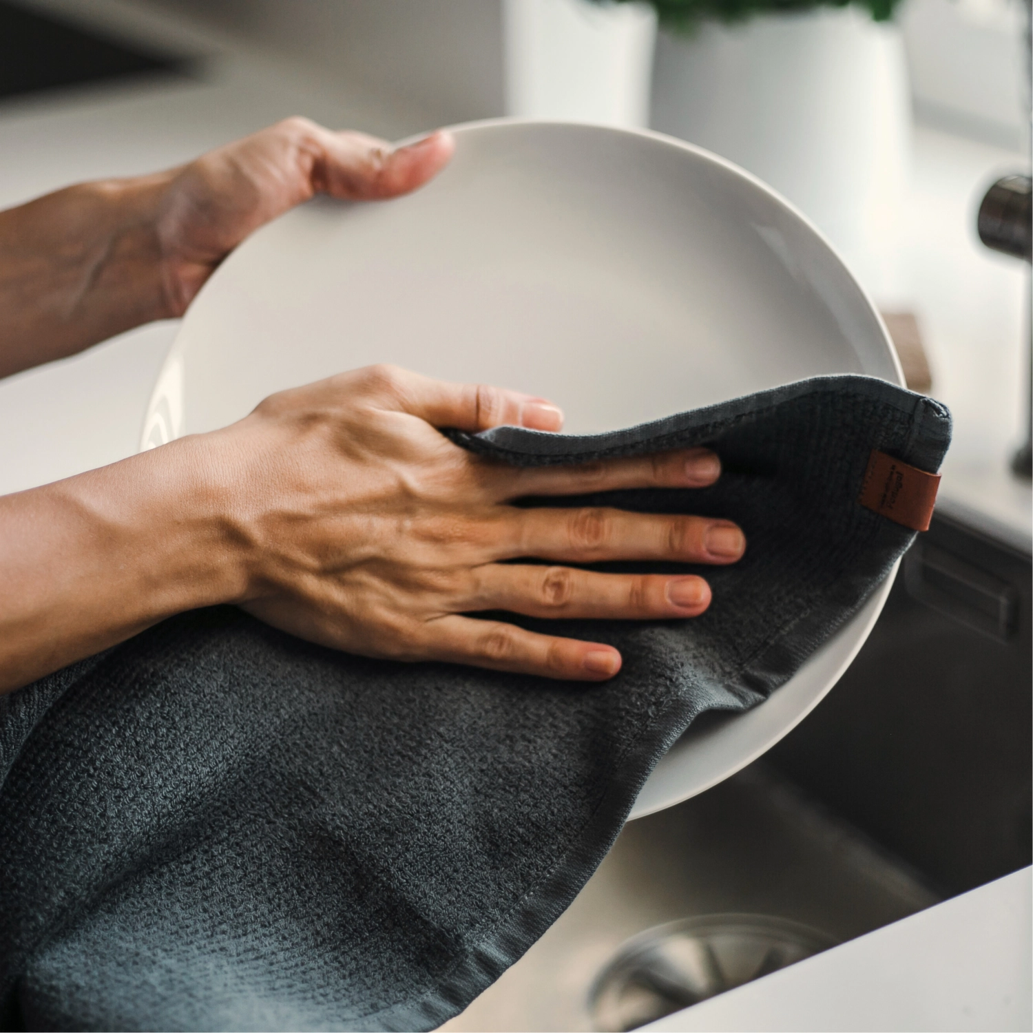 Kitchen towel torchon oslo grey, gris foncé 40x60cm