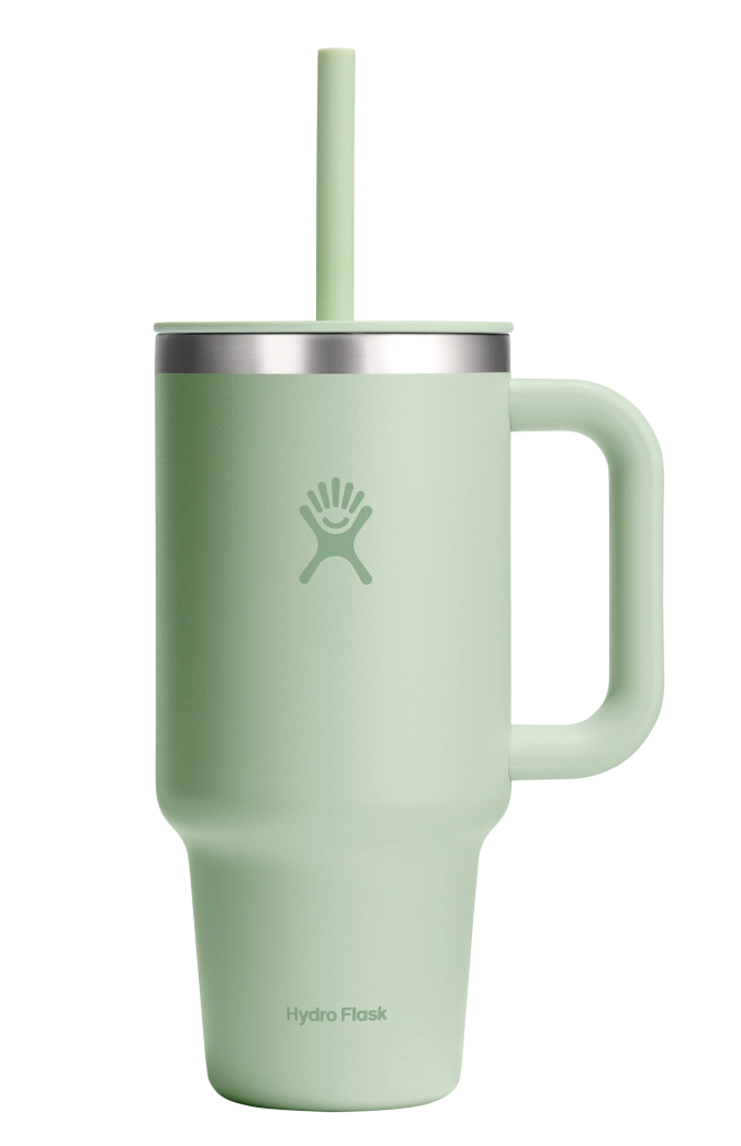 Reisebecher mit Trinkhalm