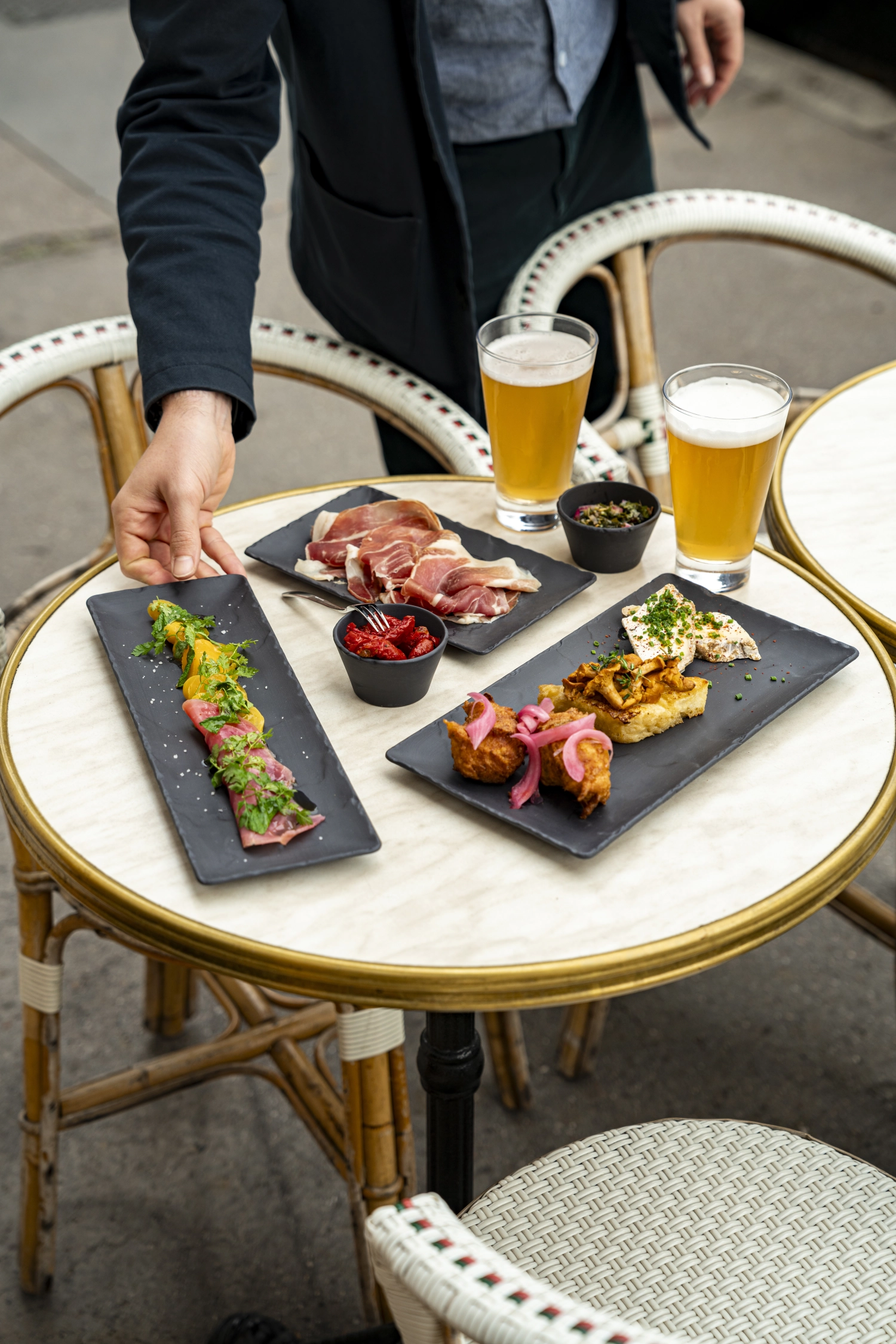 Basalt assiette rectangular