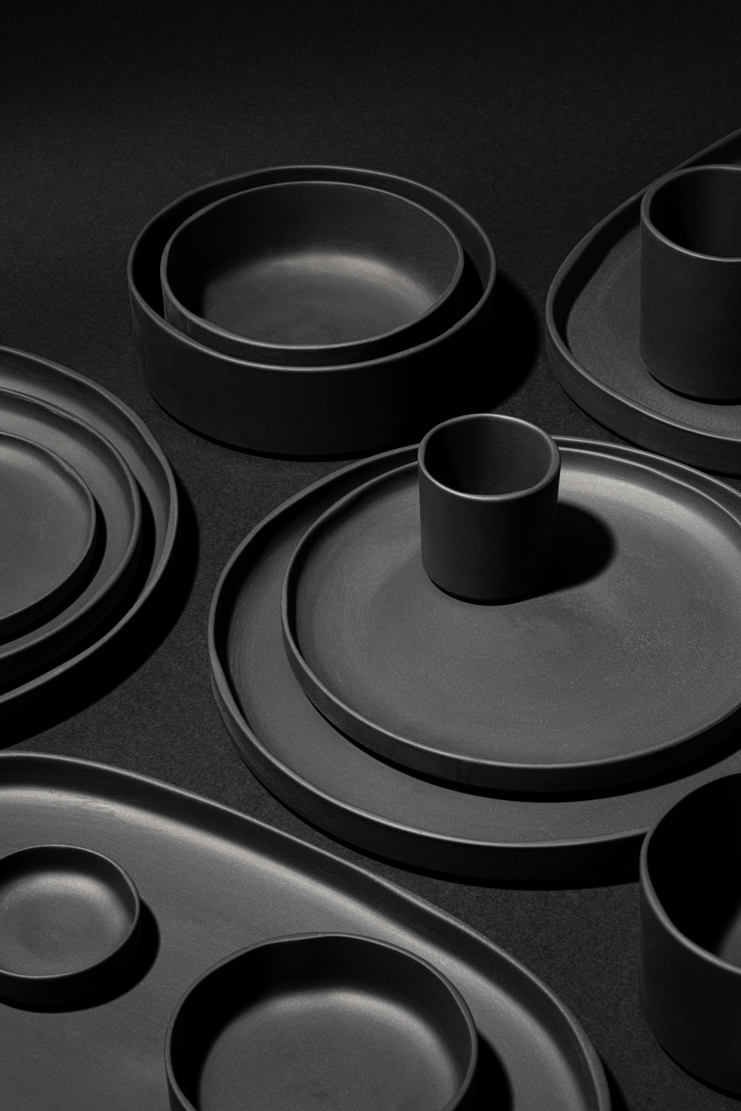 Caractère Black assiette ovale