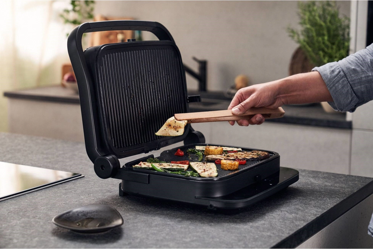 Enfinigy Grill de contact