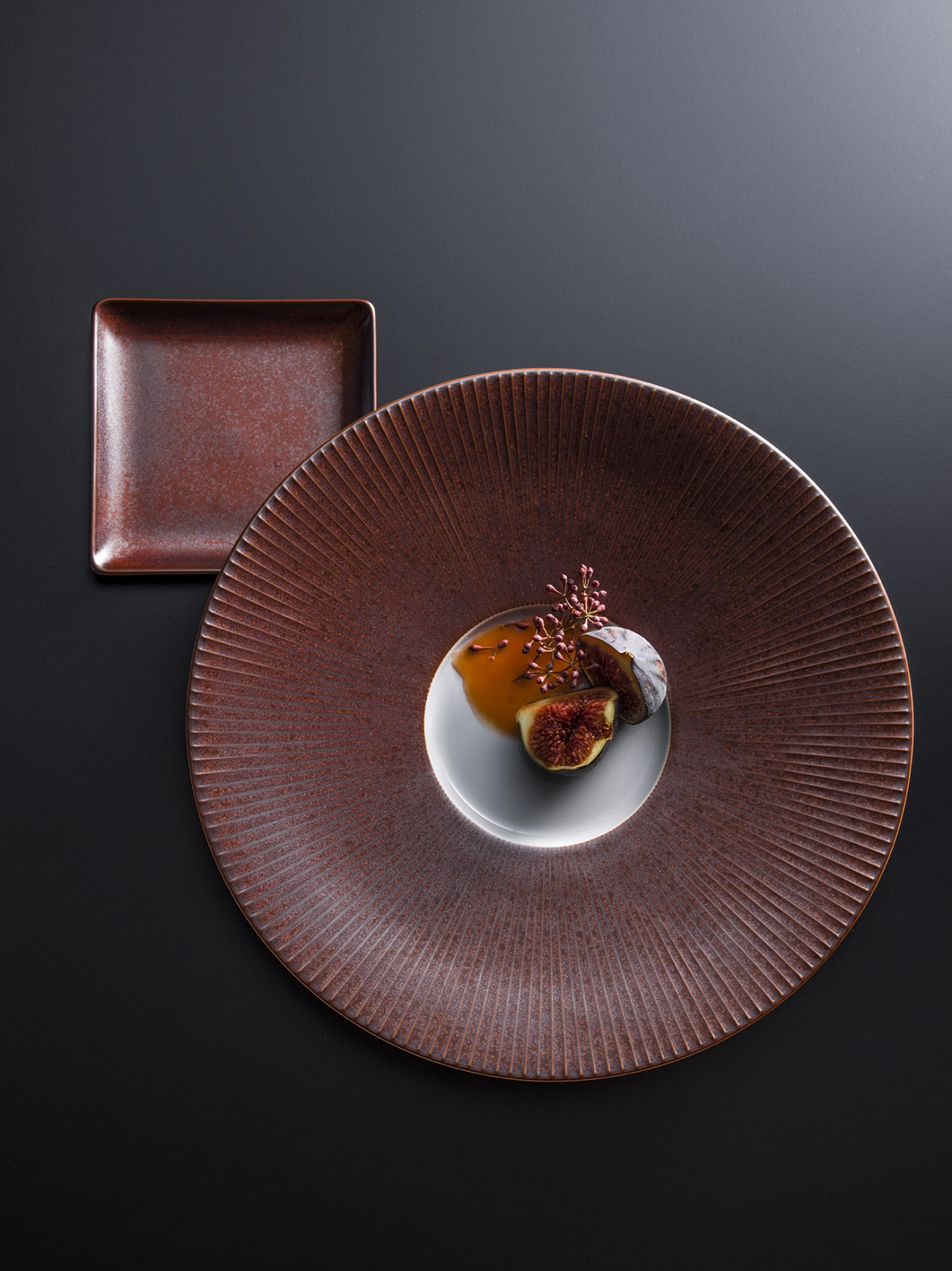 Granité rouge assiette mise en bouche