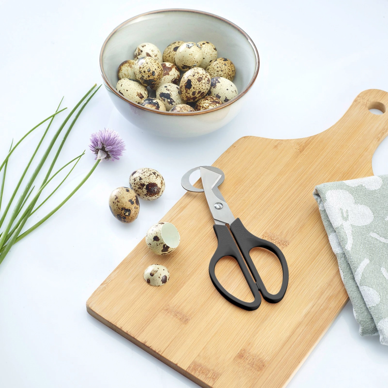 Ciseaux pour œufs de caille