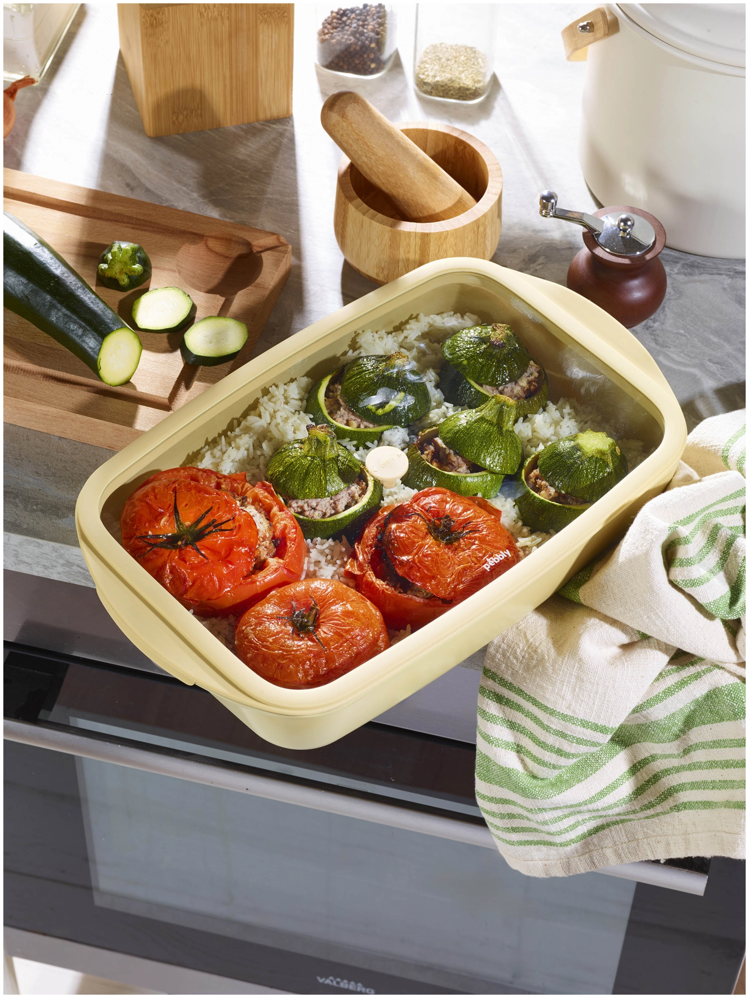 Plat à four avec couvercle fraîcheur