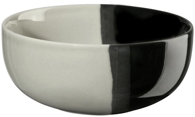 Joy bol, black currant smoothie