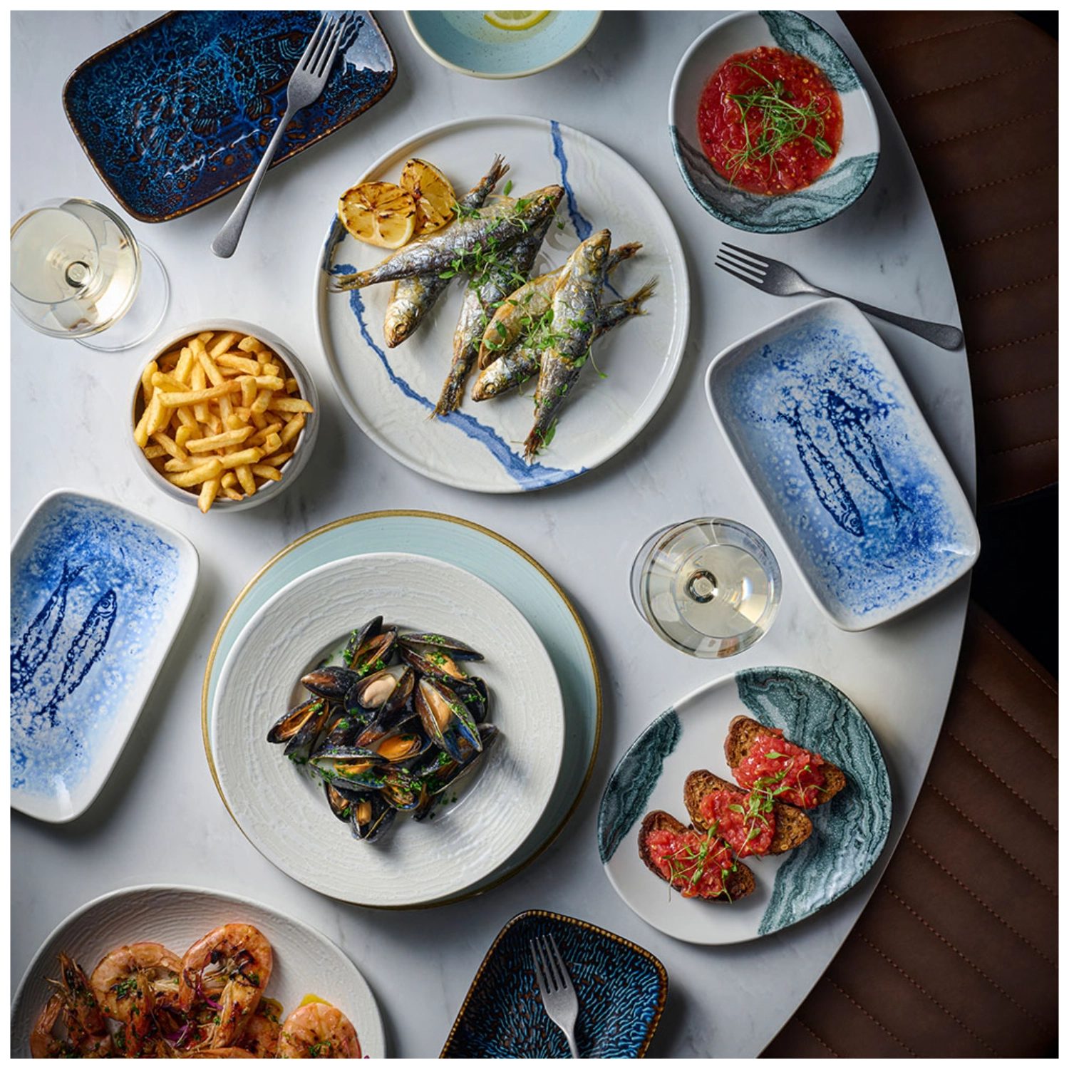 Assiette Tide Black Organic Opal