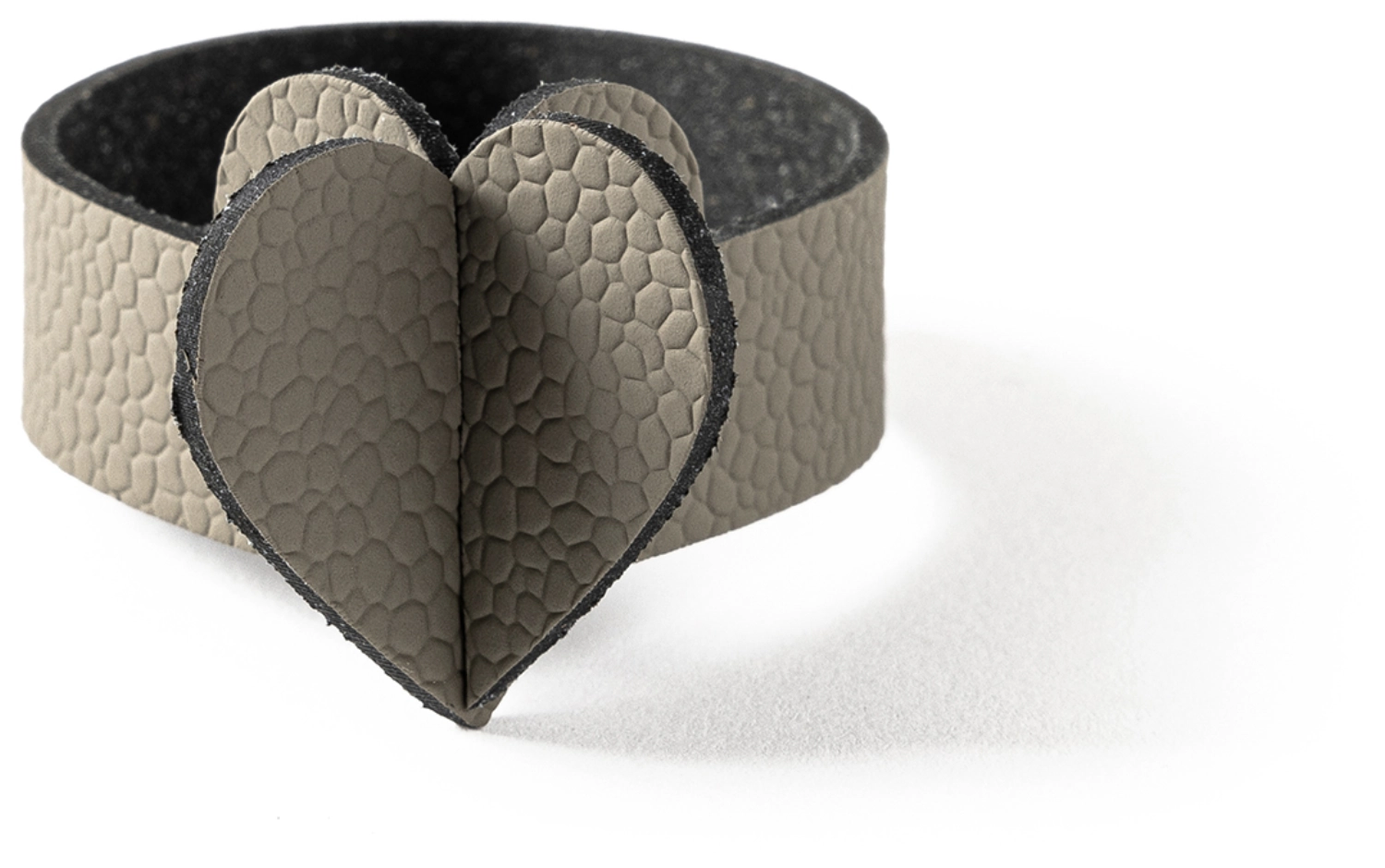 Rond de serviette cœur gris