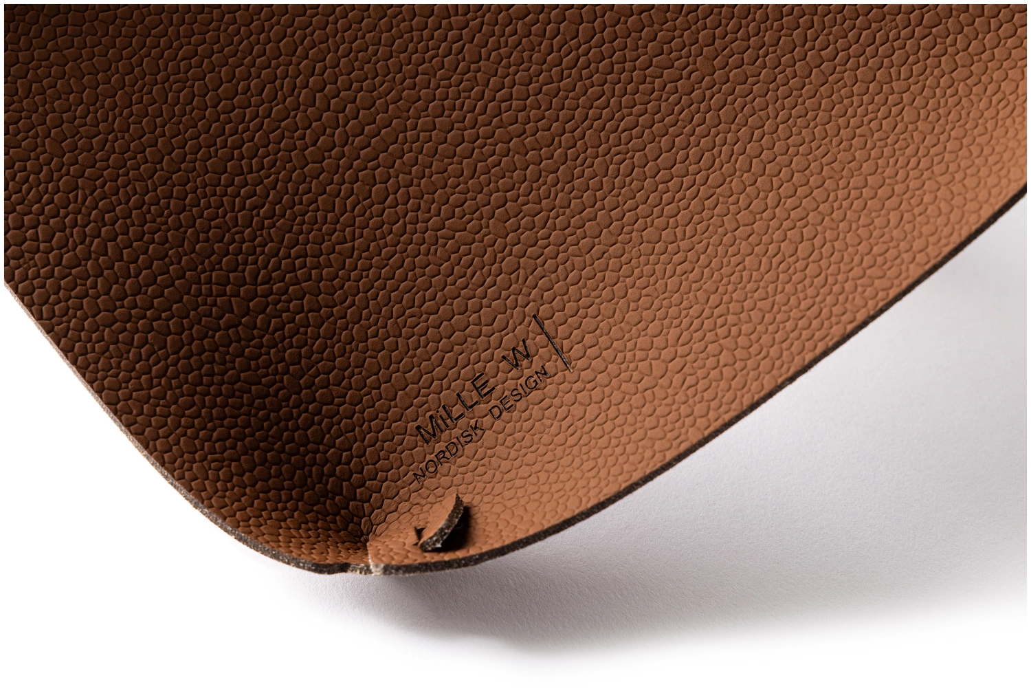 Plateau Stockholm small cognac