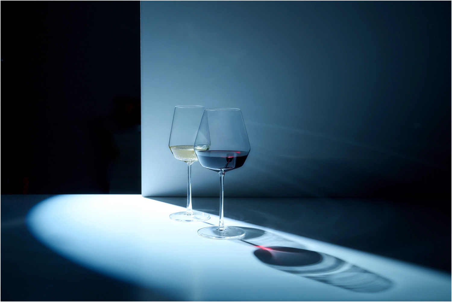 Celestia Burgundy Weinglas