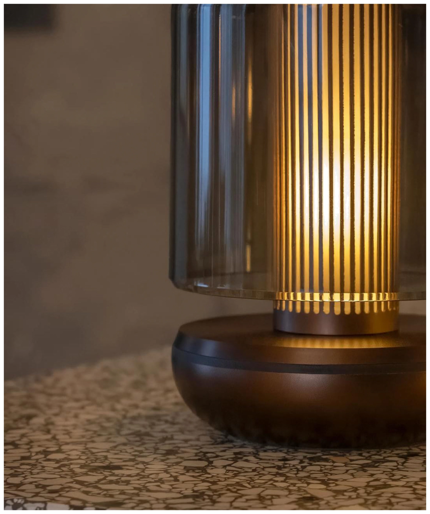 Firefly Tischlampe smoked V2